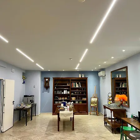 Morri - Il Biblihotel Riccione