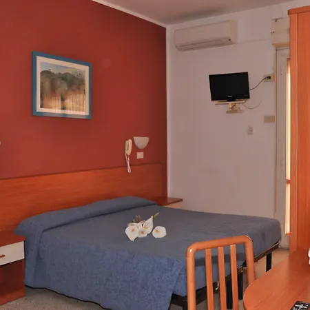 Morri - Il Biblihotel 2* Риччоне