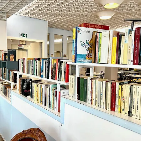 Morri - Il Biblihotel Отель 2*