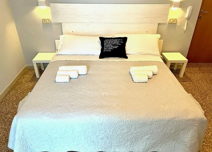 Morri - Il Biblihotel 2* 리치오네