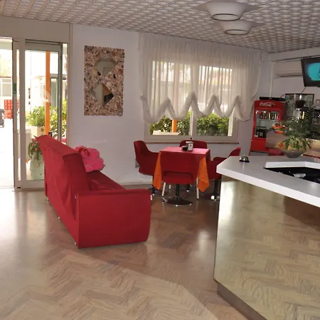 Hotel Morri - Il Biblihotel Riccione