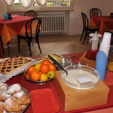 Hotel Morri - Il Biblihotel Riccione