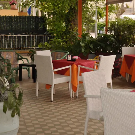 Hotel Morri - Il Biblihotel