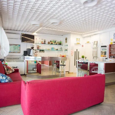 Hotel Morri - Il Biblihotel